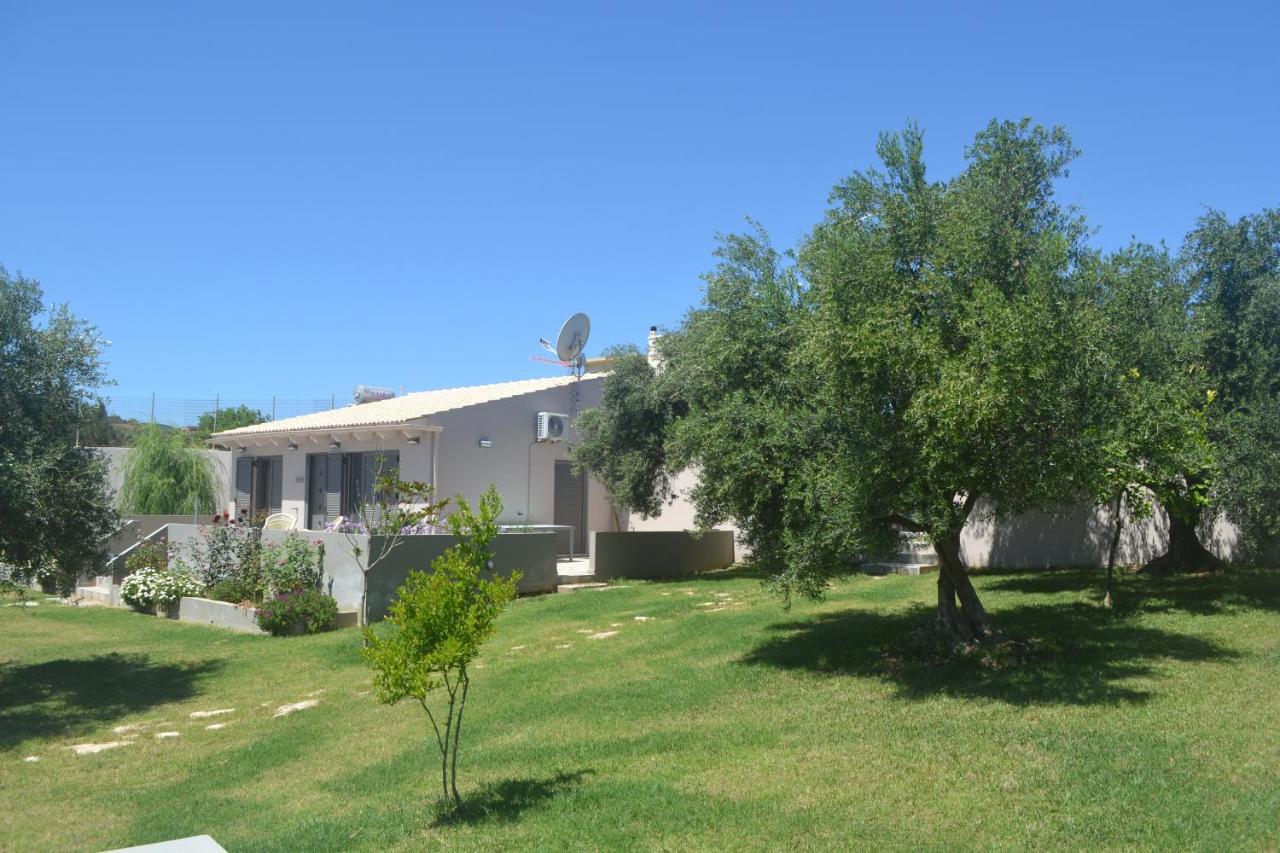 Alexandra'S Garden Houses Stalos Exterior photo